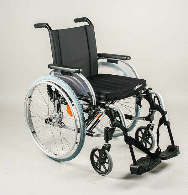 Инвалидное кресло складное, сиденье 46 см, подлокотники откидные, OTTOBOCK START 18"