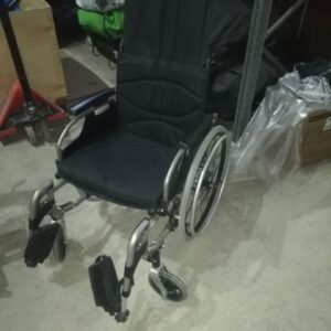 Инвалидное кресло складное, сиденье 50 см, подголовник, наклонная спинка, VERMEIREN V300 30°