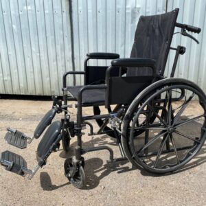 Инвалидное кресло складное, сиденье 46см, спинка наклонная, опора голени, МЕГА-ОПТ 514 А 18"