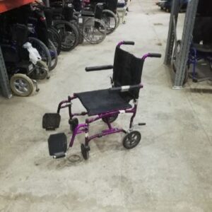 Инвалидное кресло складное, сиденье 38 см, с малыми колесами, наклонной спинкой, A&L