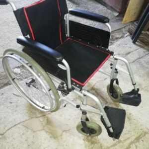 Инвалидное кресло складное, сиденье 45.5 см, АРМЕД 4000