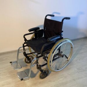 Инвалидное кресло складное, сиденье 44 см, спинка наклонная, KY954LGC 17"